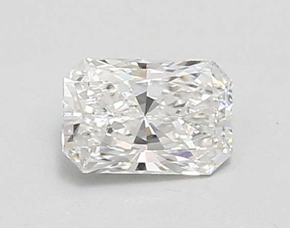 0.74ct E VVS2 Radiant (IGI)