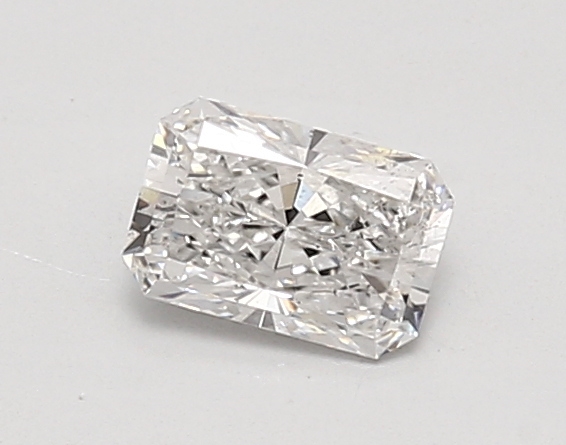 0.68ct F SI1 Radiant (IGI)