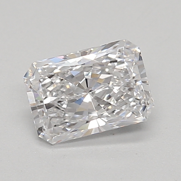 0.63ct D VVS2 Radiant (IGI)
