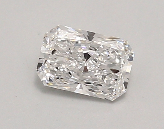 0.65ct D VVS2 Radiant (IGI)