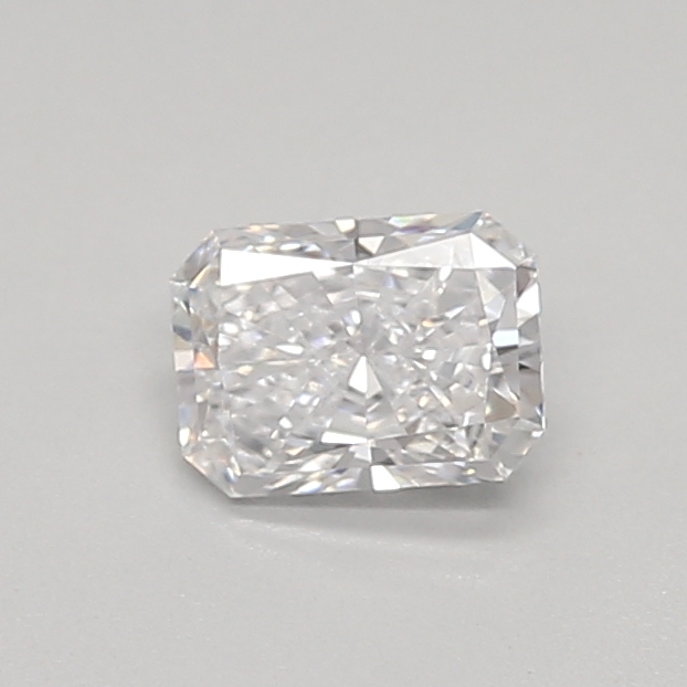 0.35ct D VVS2 Radiant (IGI)