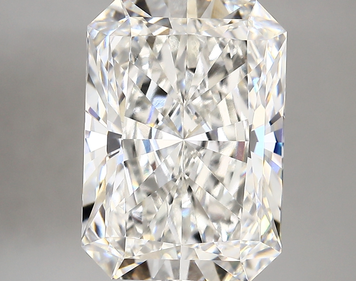 6.67ct F VVS2 Radiant (IGI)