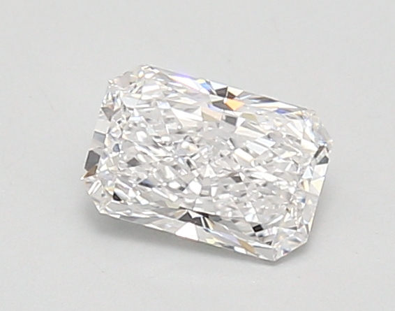 0.82ct E VVS2 Radiant (IGI)