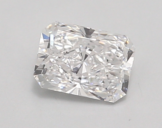0.83ct E VVS2 Radiant (IGI)