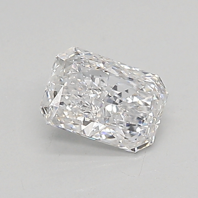 0.48ct E VVS2 Radiant (IGI)