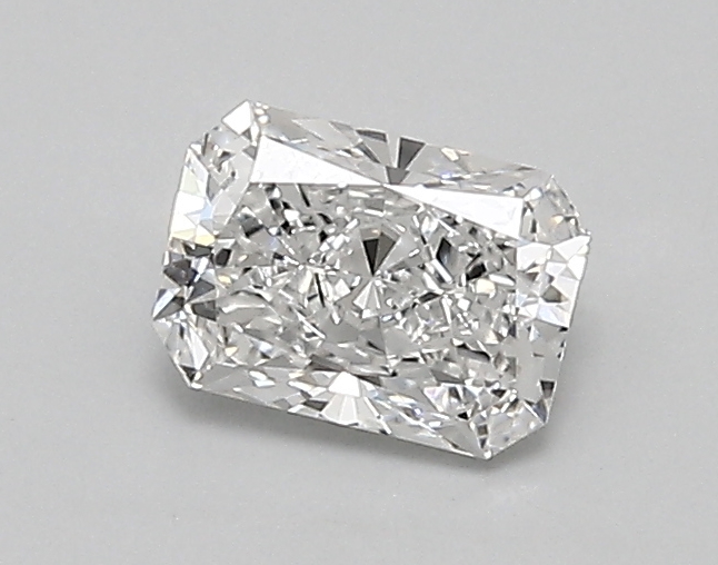 0.80ct E VVS1 Radiant (IGI)