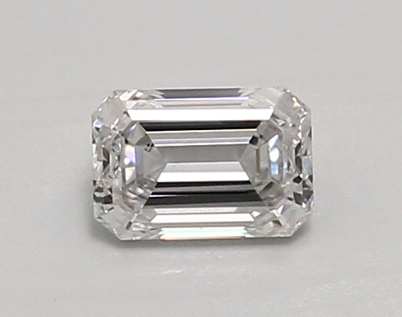 0.72ct F SI1 Emerald (IGI)