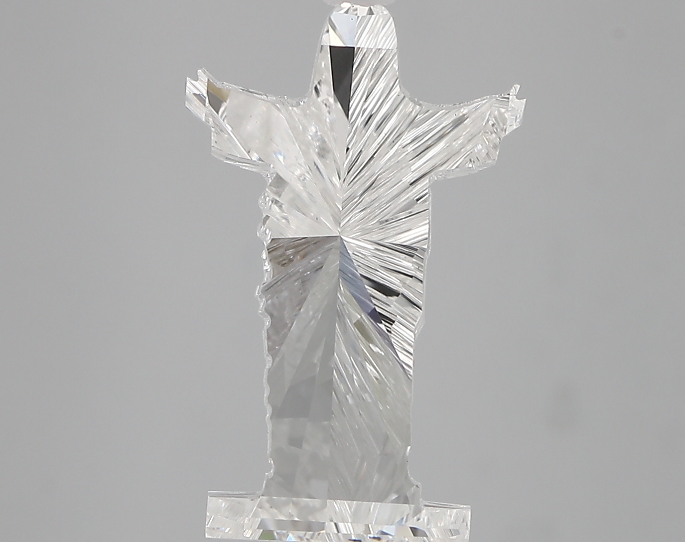 3.93ct F VS1 Christ (IGI)