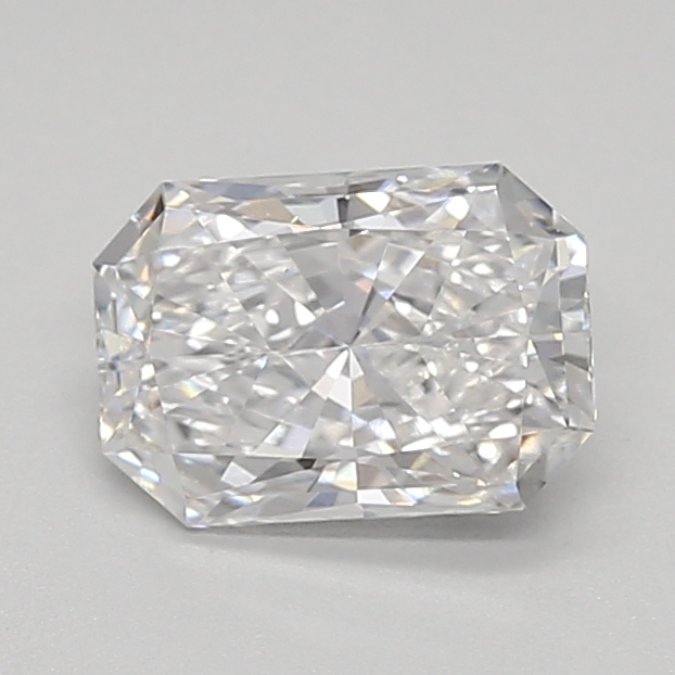 0.74ct E VVS2 Radiant (IGI)