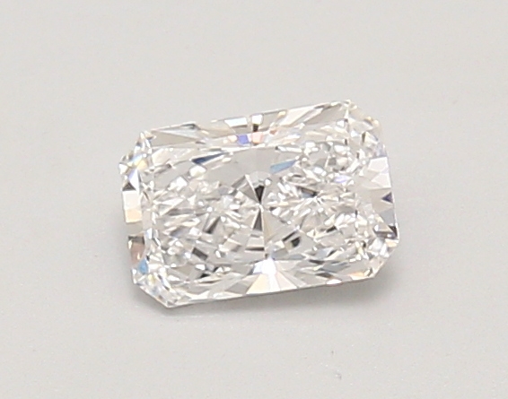 0.58ct D VVS1 Radiant (IGI)