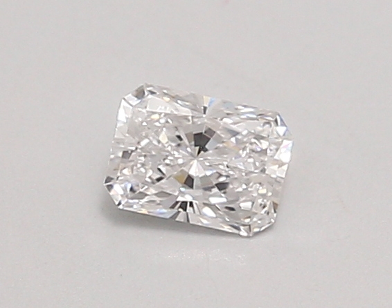 0.38ct D VVS2 Radiant (IGI)