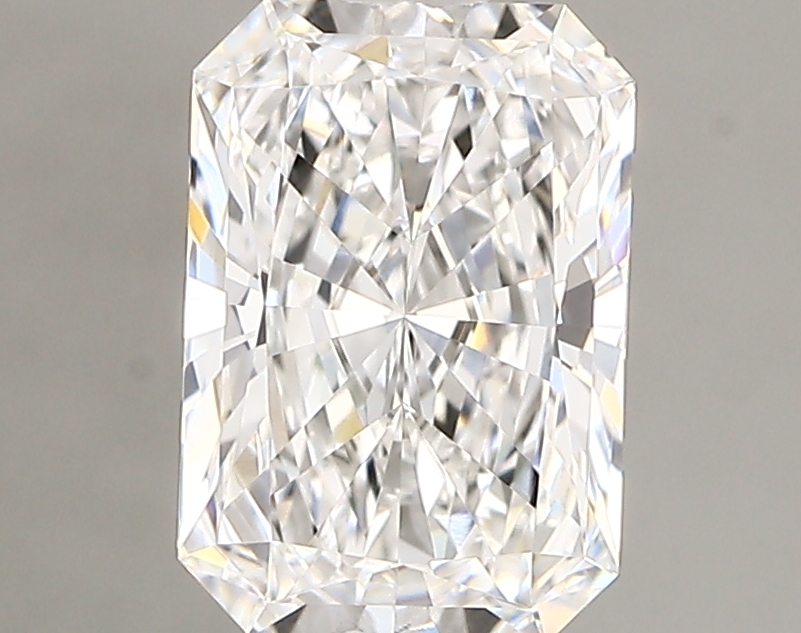 1.17ct D VVS2 Radiant (IGI)