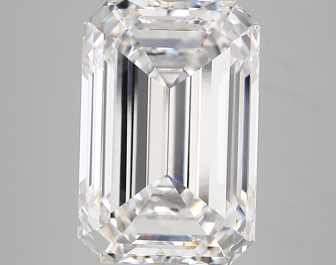 9.09ct E VS1 Emerald (IGI)