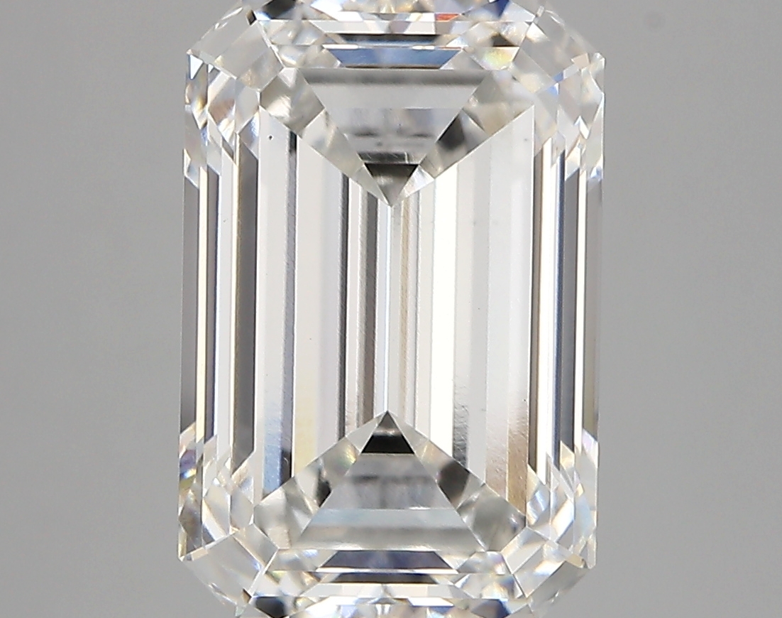 5.73ct F VVS2 Emerald (IGI)