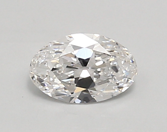 0.62ct E VVS2 Moval (IGI)