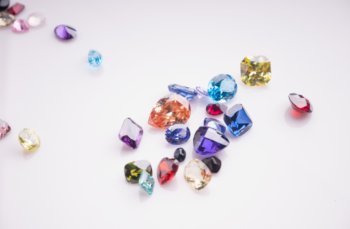 multi-color-gemstone-gems-black-shine-table