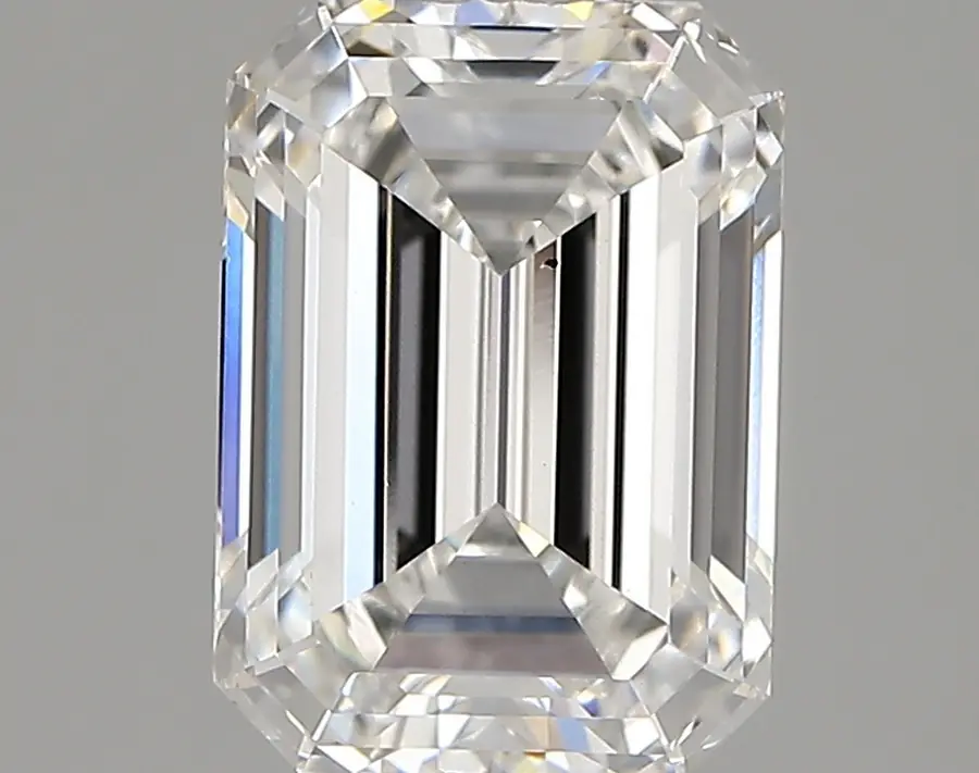 1.89ct E VS2 Emerald (IGI)