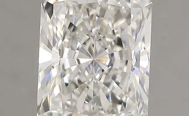 1.77ct F VVS2 Radiant (IGI)