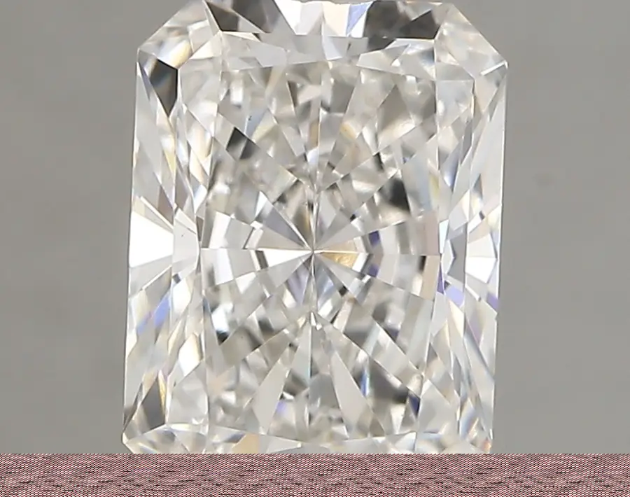 1.77ct F VVS2 Radiant (IGI)