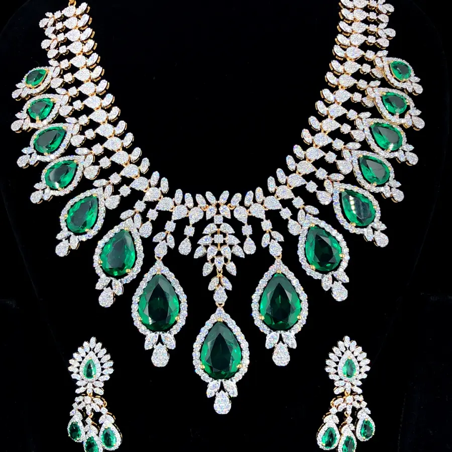 CaratX - The 100 Carat Royal Cascade Necklace