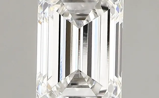 1.42ct E VS1 Emerald (IGI)