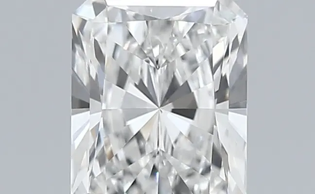 1.38ct E VVS1 Radiant (IGI)