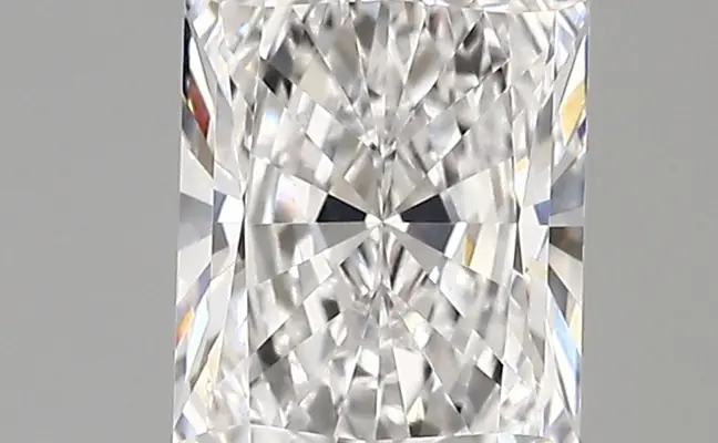 1.38ct D VVS2 Radiant (IGI)