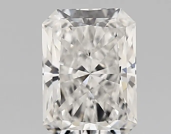 1.37ct E VVS2 Radiant (IGI)