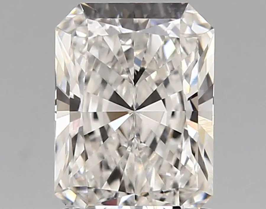 1.31ct E VVS2 Radiant (IGI)