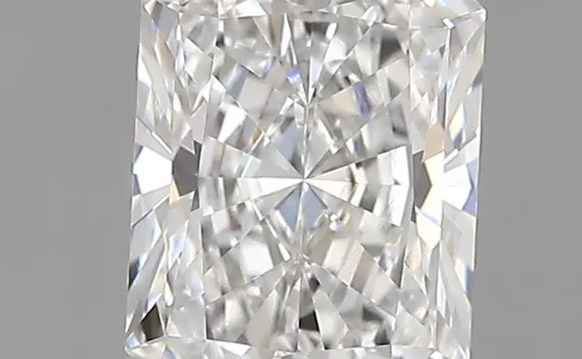 1.31ct E VVS2 Radiant (IGI)