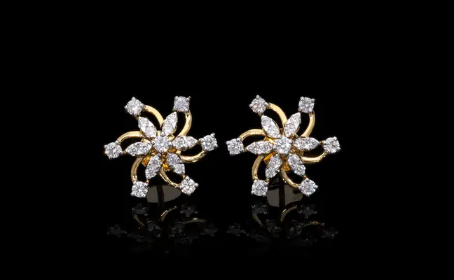 Lab Grown Diamond Swirl Earring