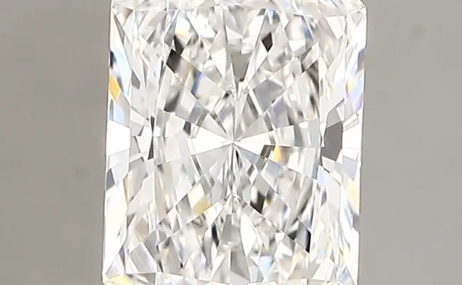 1.17ct D VVS2 Radiant (IGI)