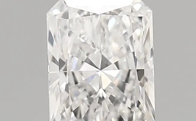 1.15ct E VVS2 Radiant (IGI)