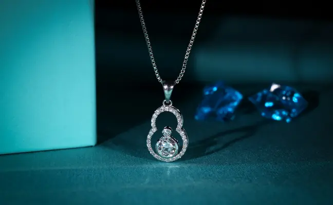 Lab Grown Diamond Snow Man Pendant