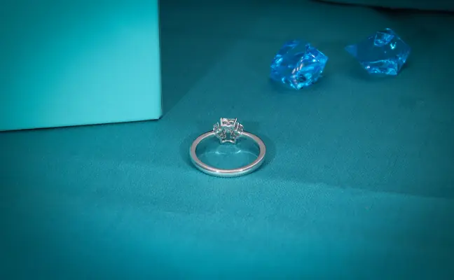 Lab Grown Diamond French Cut Infinity Pendant