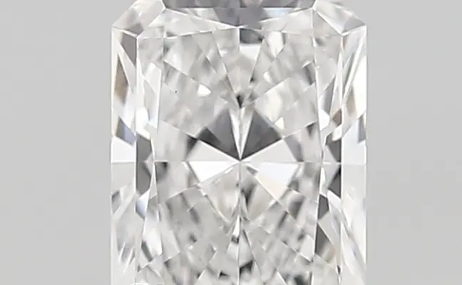 1.07ct E VVS2 Radiant (IGI)