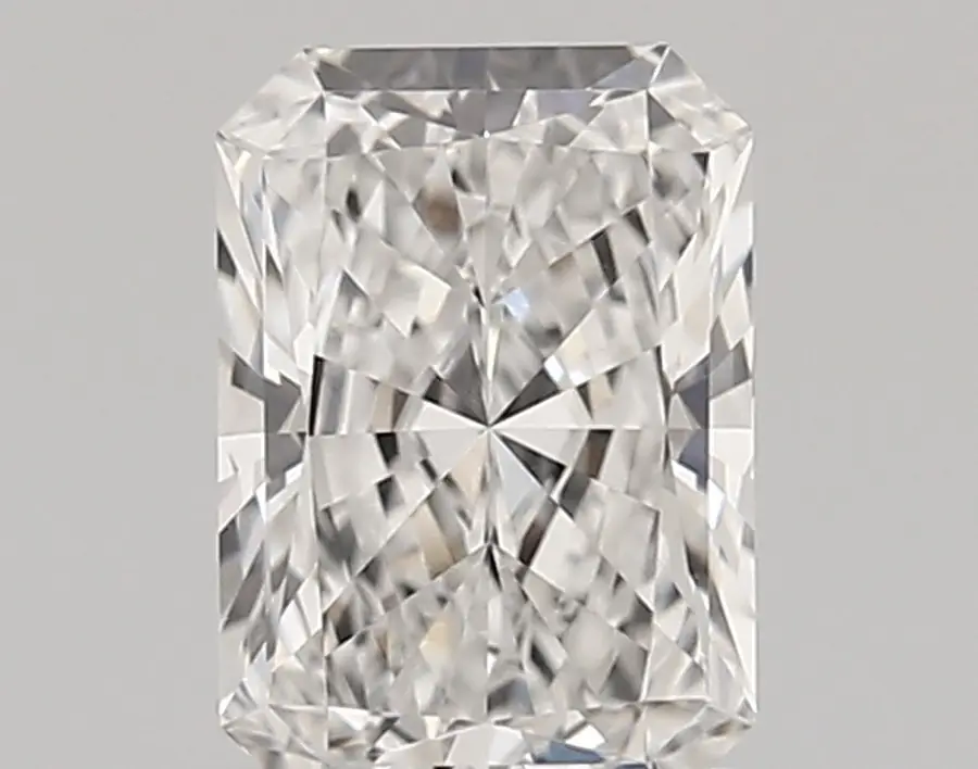 1.04ct E VVS1 Radiant (IGI)