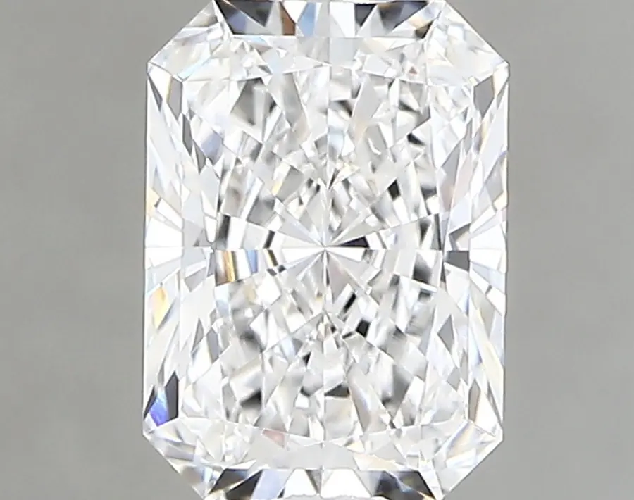 1.04ct D VVS2 Radiant (IGI)