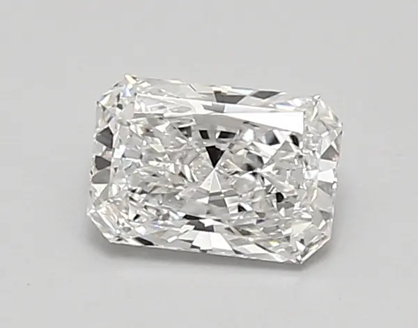 0.96ct E VVS2 Radiant (IGI)