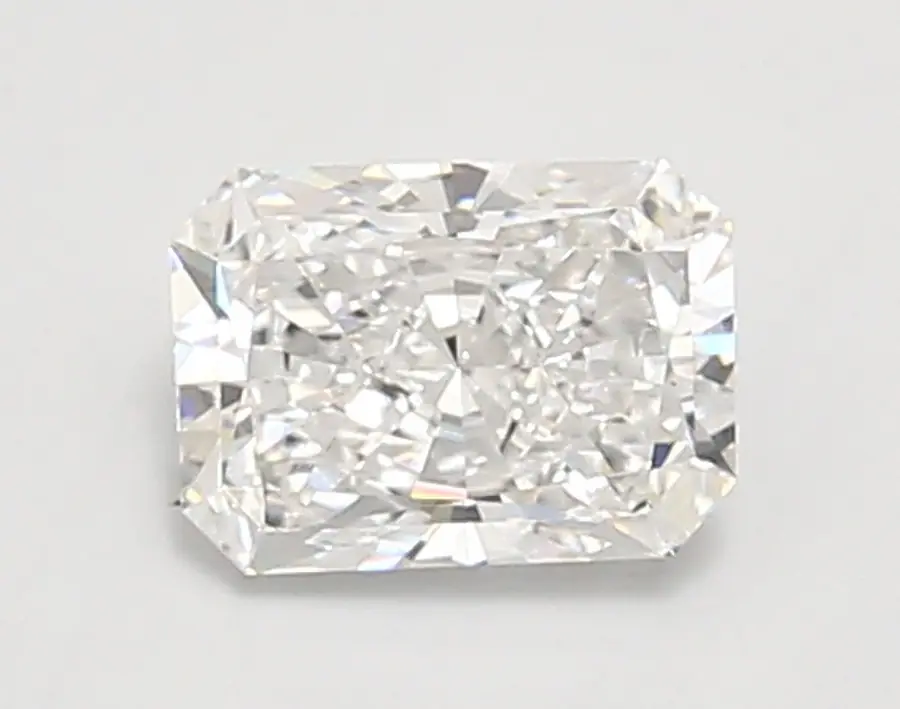 0.96ct E VVS2 Radiant (IGI)