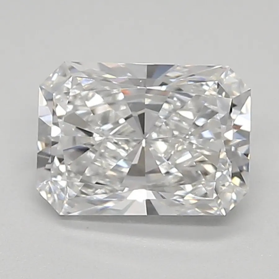 0.95ct E VVS1 Radiant (IGI)