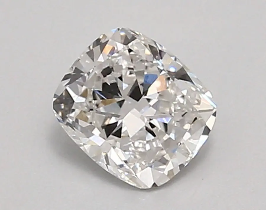 0.95ct E VVS1 Cushion (IGI)