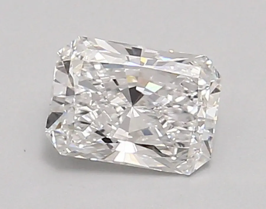 0.95ct D VVS2 Radiant (IGI)