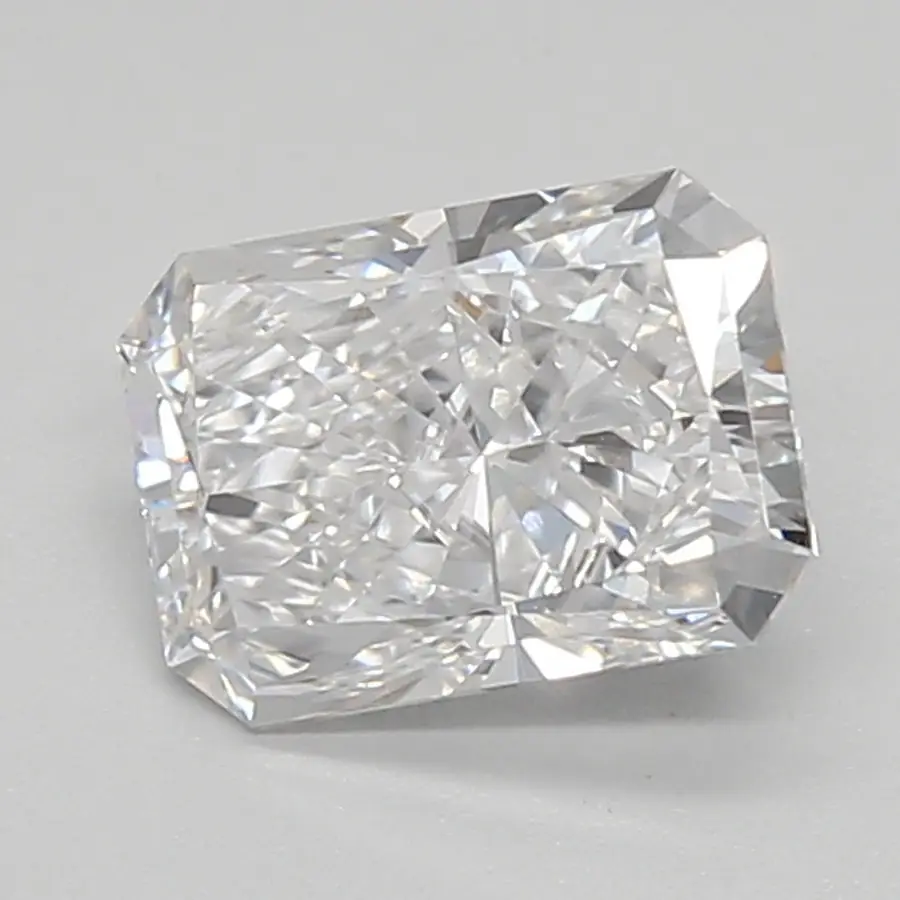 0.95ct E VVS2 Radiant (IGI)