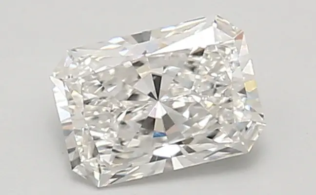 0.94ct E VVS2 Radiant (IGI)