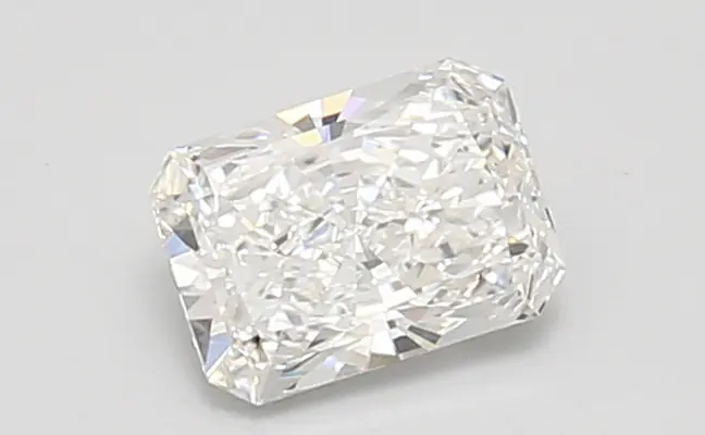 0.94ct E VVS1 Radiant (IGI)