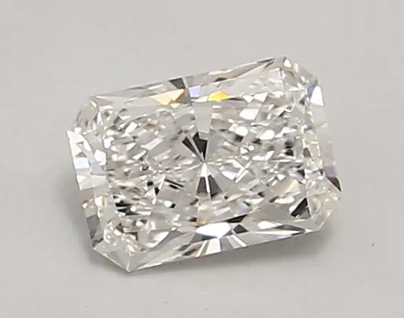 0.94ct E VVS1 Radiant (IGI)