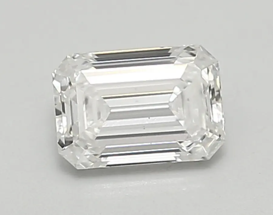 0.94ct E VS2 Emerald (IGI)