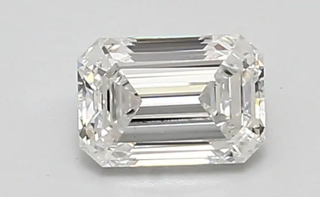 0.94ct E VS1 Emerald (IGI)
