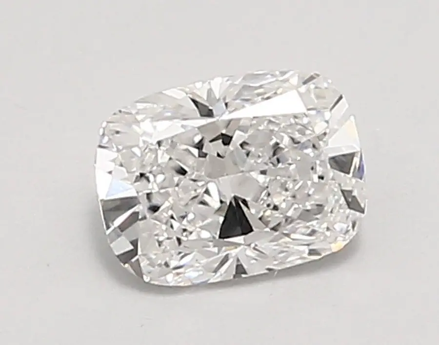 0.93ct E VVS2 Cushion (IGI)